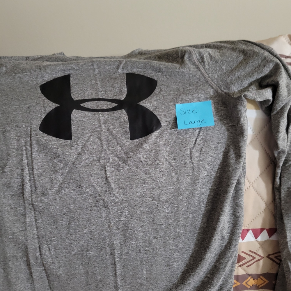 Under Armour Gray Long Sleeve Shirt